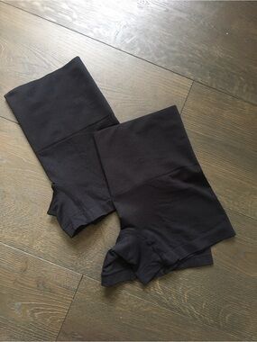 New ✨ 2 Piece Smoothing Shaping Under Dress Boyshorts Shapewear